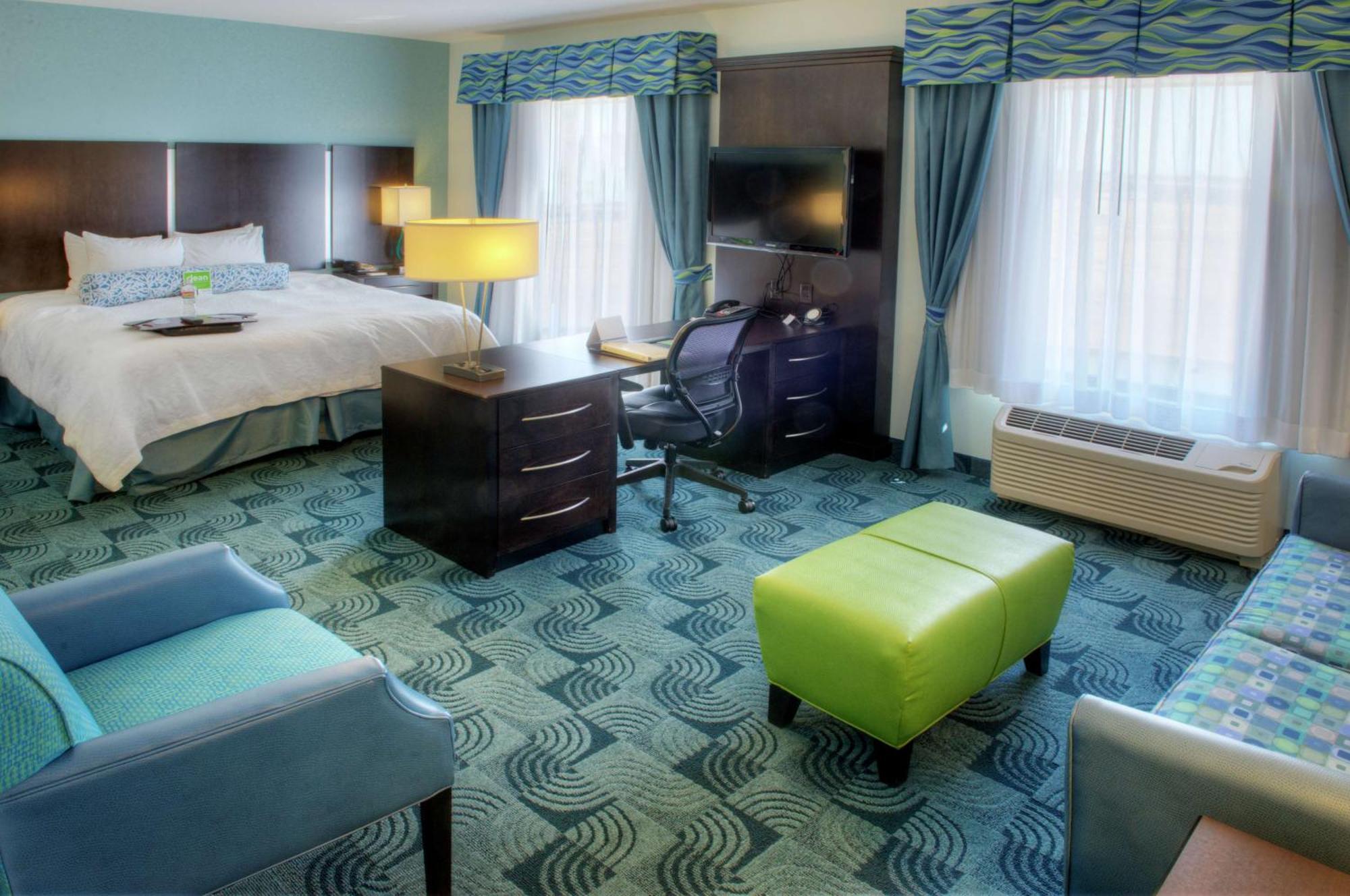Hampton Inn And Suites Dallas/Lewisville-Vista Ridge Mall Exterior foto